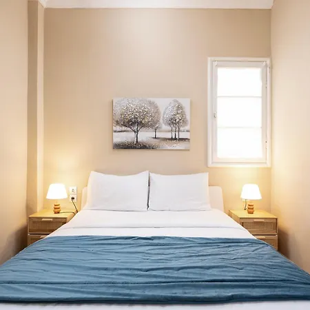 Houseloft White Tower Collection