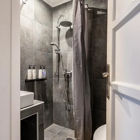 Houseloft White Tower Collection דירה *