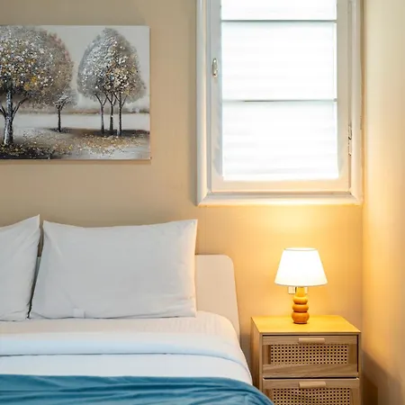 Houseloft White Tower Collection *