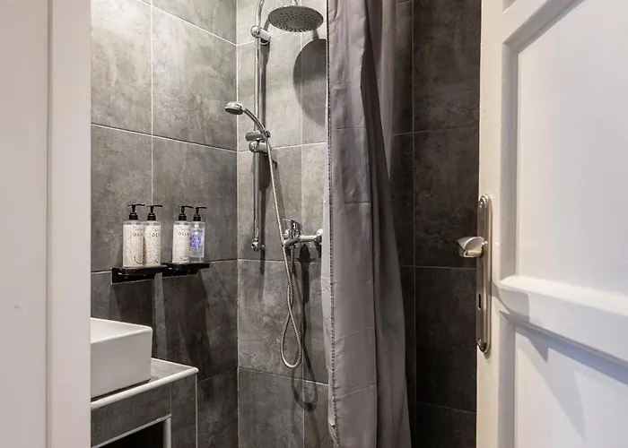 Houseloft White Tower Collection 公寓 *