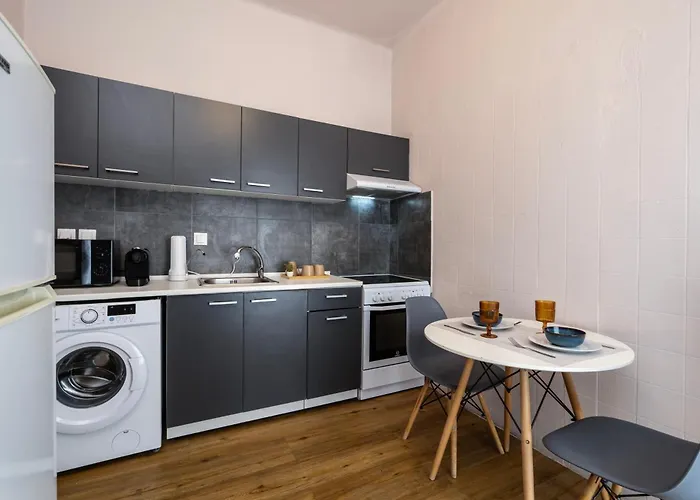 Houseloft White Tower Collection 塞萨洛尼基